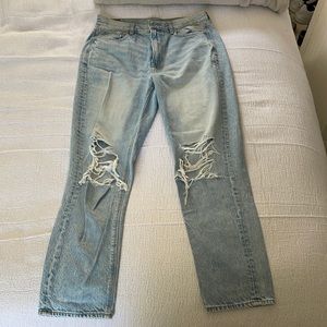 American eagle mom jeans